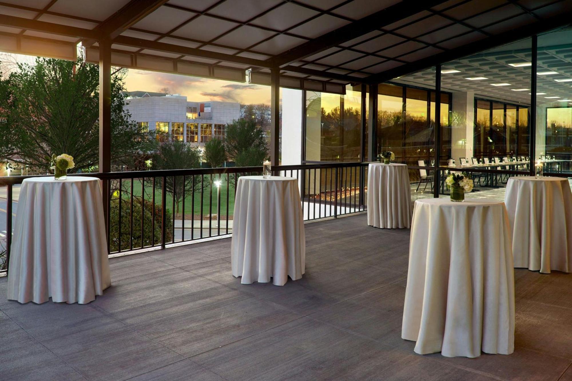 Marriott Knoxville Downtown Экстерьер фото