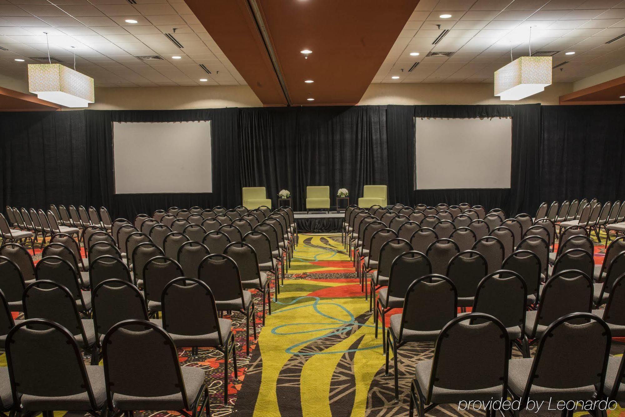 Marriott Knoxville Downtown Экстерьер фото